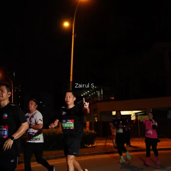 Runner Photo 3702677