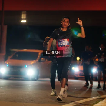 Runner Photo 3702685