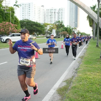 Runner Photo 3702689