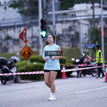 Runner Photo 3702690