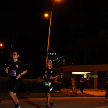 Runner Photo 3702716