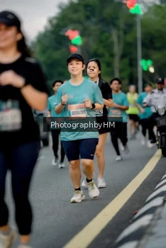 Runner Photo 3702792