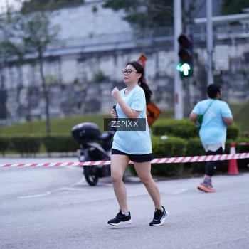 Runner Photo 3702802
