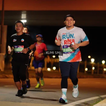 Runner Photo 3702812