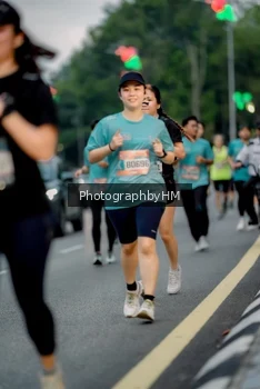 Runner Photo 3702817