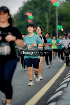 Runner Photo 3702825