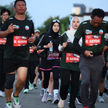 Runner Photo 3702827