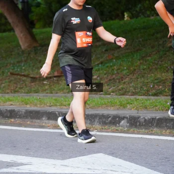 Runner Photo 3702833