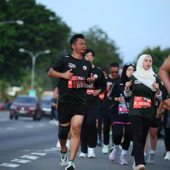 Runner Photo 3702837