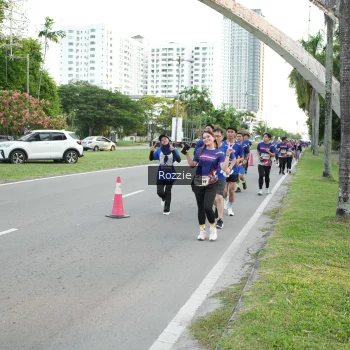 Runner Photo 3702841