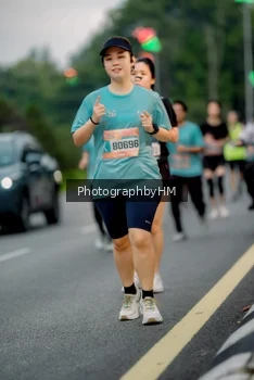 Runner Photo 3702844