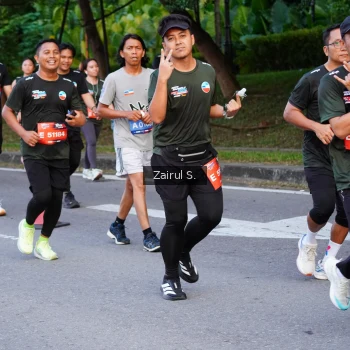 Runner Photo 3702845