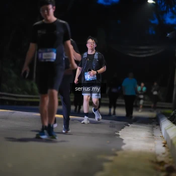 Runner Photo 3702847