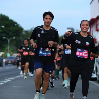 Runner Photo 3702865