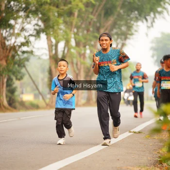 Runner Photo 3702877