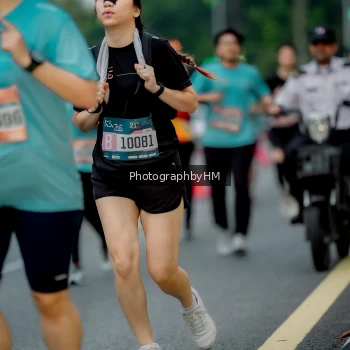 Runner Photo 3702882
