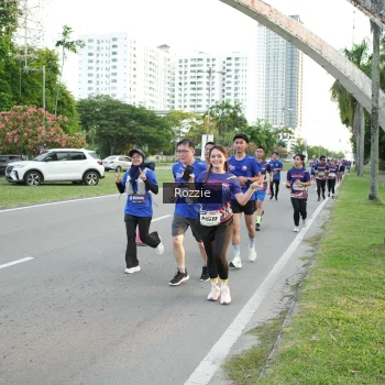 Runner Photo 3702884