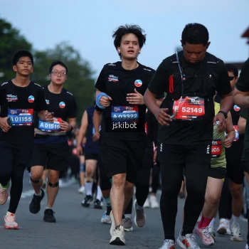 Runner Photo 3702898