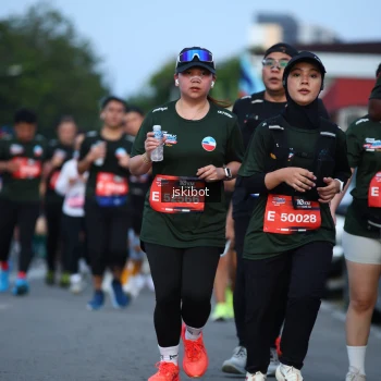 Runner Photo 3702974