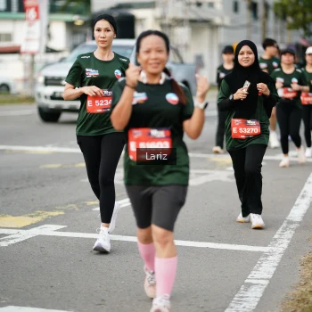 Runner Photo 3703010