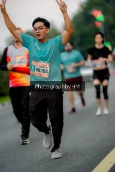 Runner Photo 3703011