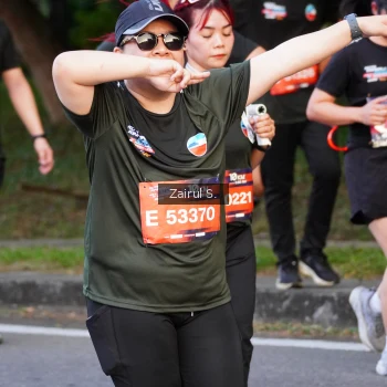 Runner Photo 3703021