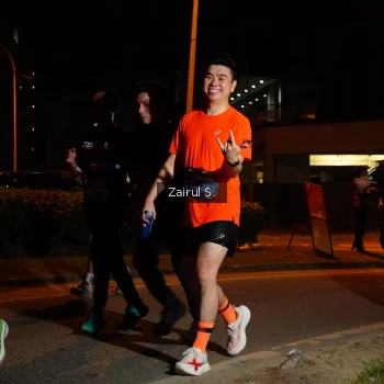Runner Photo 3703028