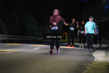 Runner Photo 3703077
