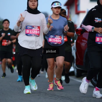 Runner Photo 3703089