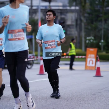 Runner Photo 3703093