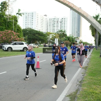 Runner Photo 3703106