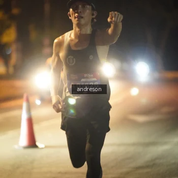 Runner Photo 3703107