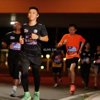 Runner Photo 3703112