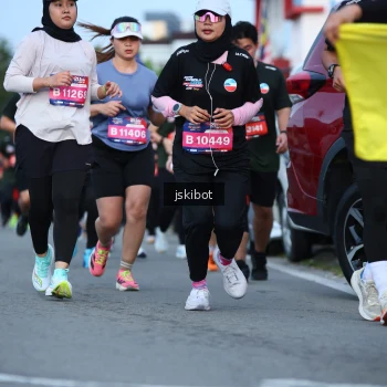 Runner Photo 3703120