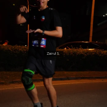 Runner Photo 3703130
