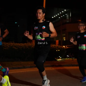 Runner Photo 3703143