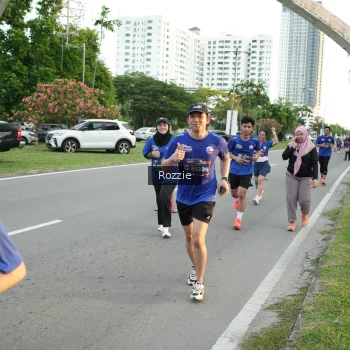 Runner Photo 3703154