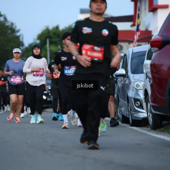 Runner Photo 3703166