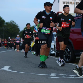 Runner Photo 3703186