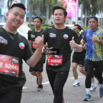 Runner Photo 3703194
