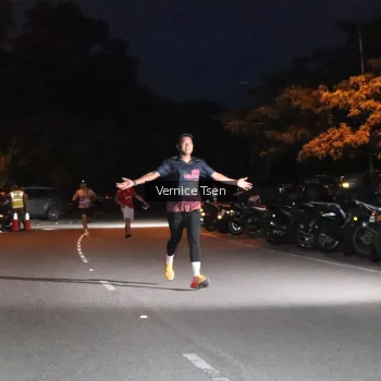 Runner Photo 3703221