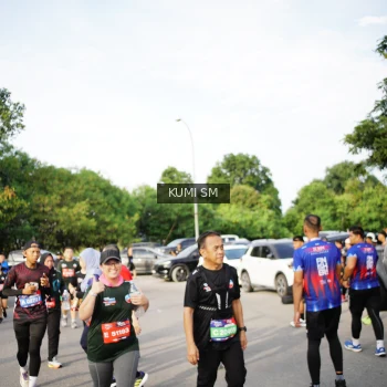 Runner Photo 3703262