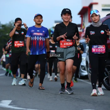 Runner Photo 3703272