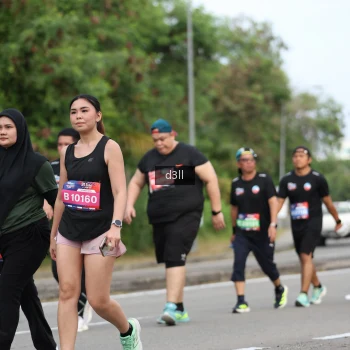 Runner Photo 3703276