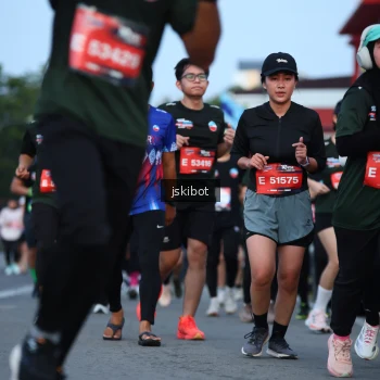 Runner Photo 3703282