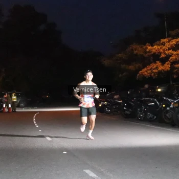 Runner Photo 3703283