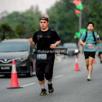 Runner Photo 3703293