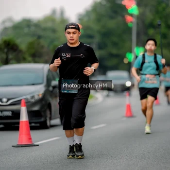 Runner Photo 3703294