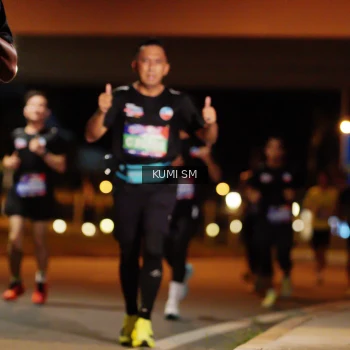 Runner Photo 3703308
