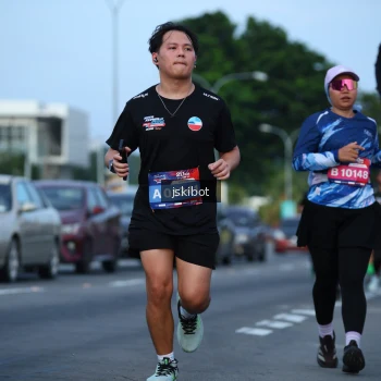 Runner Photo 3703309